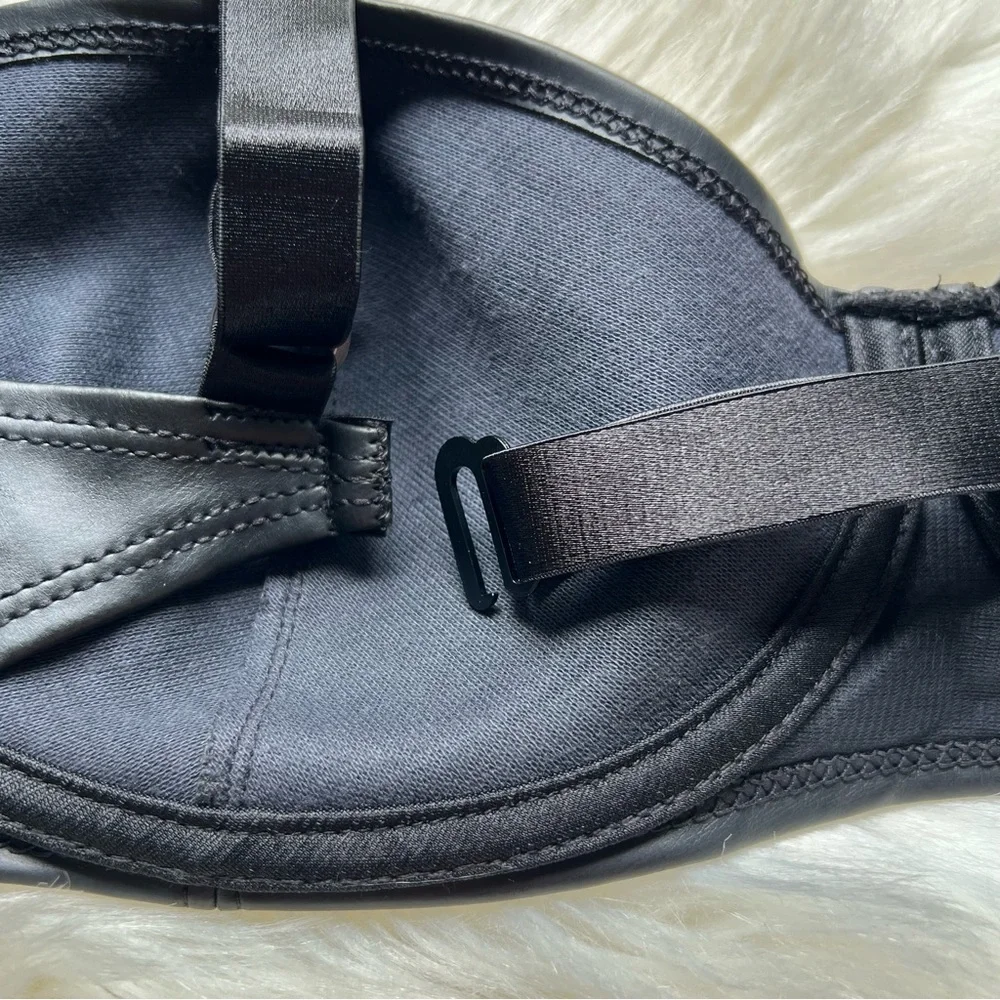 Frederick’s of Hollywood Faux Leather Black Bra Sz 38 D Goth Witch Y2K USA Made - Picture 13 of 14